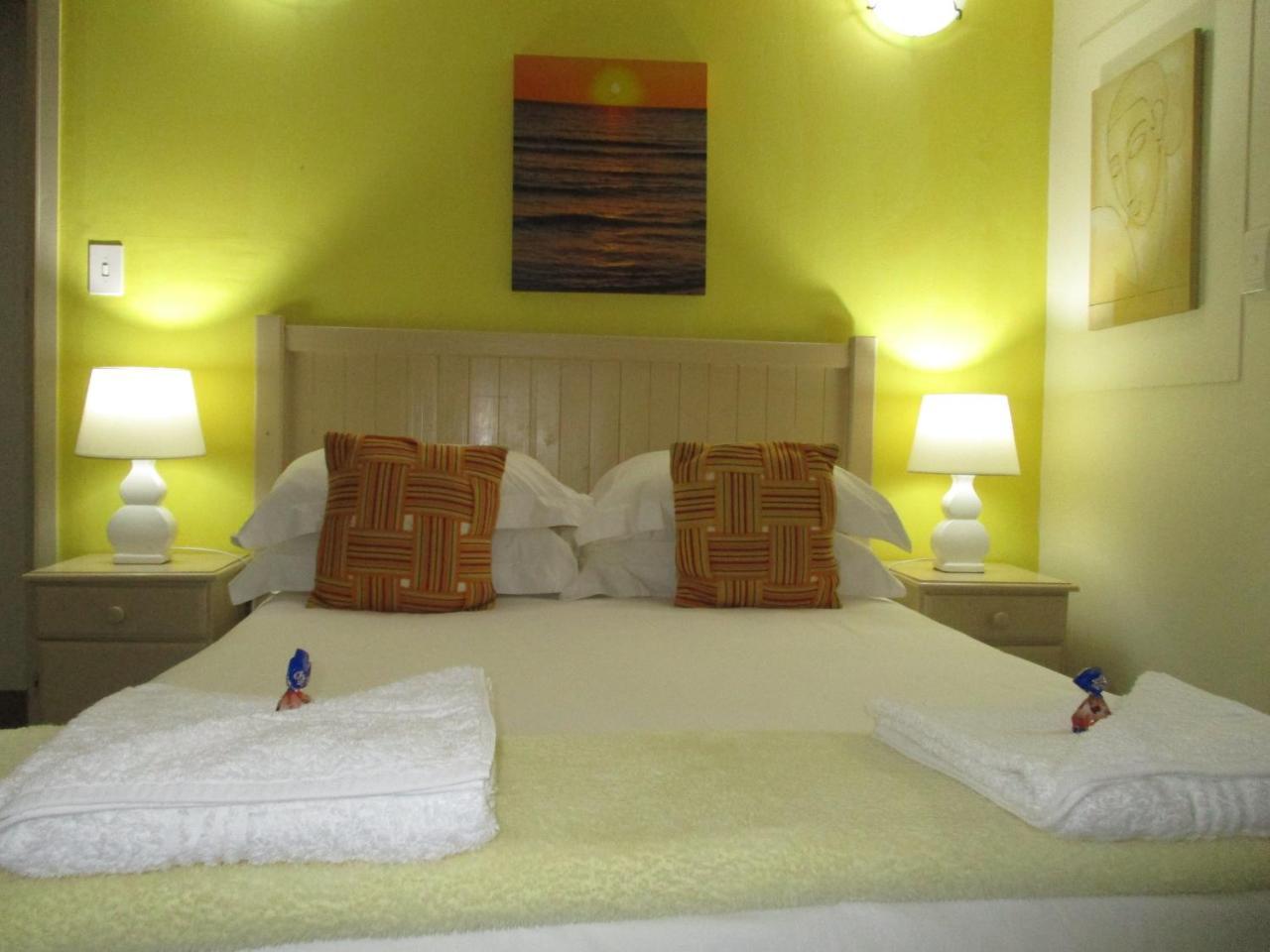 Knysna Herons Guest House Esterno foto